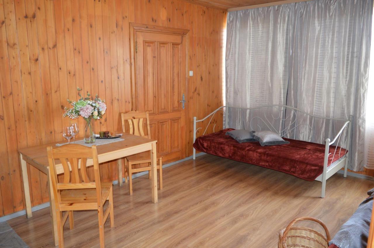Lauku Viesu Maja Bajari Guest House Rucava Ngoại thất bức ảnh